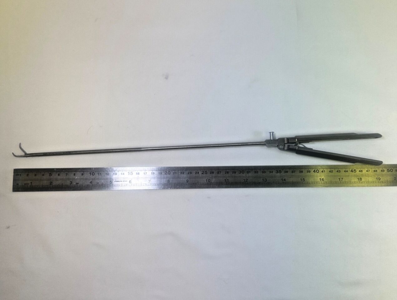 KARL STORZ 26173SC Szabo-Berci Parrot Jaw Laparoscopic Needle Holder — photo 7