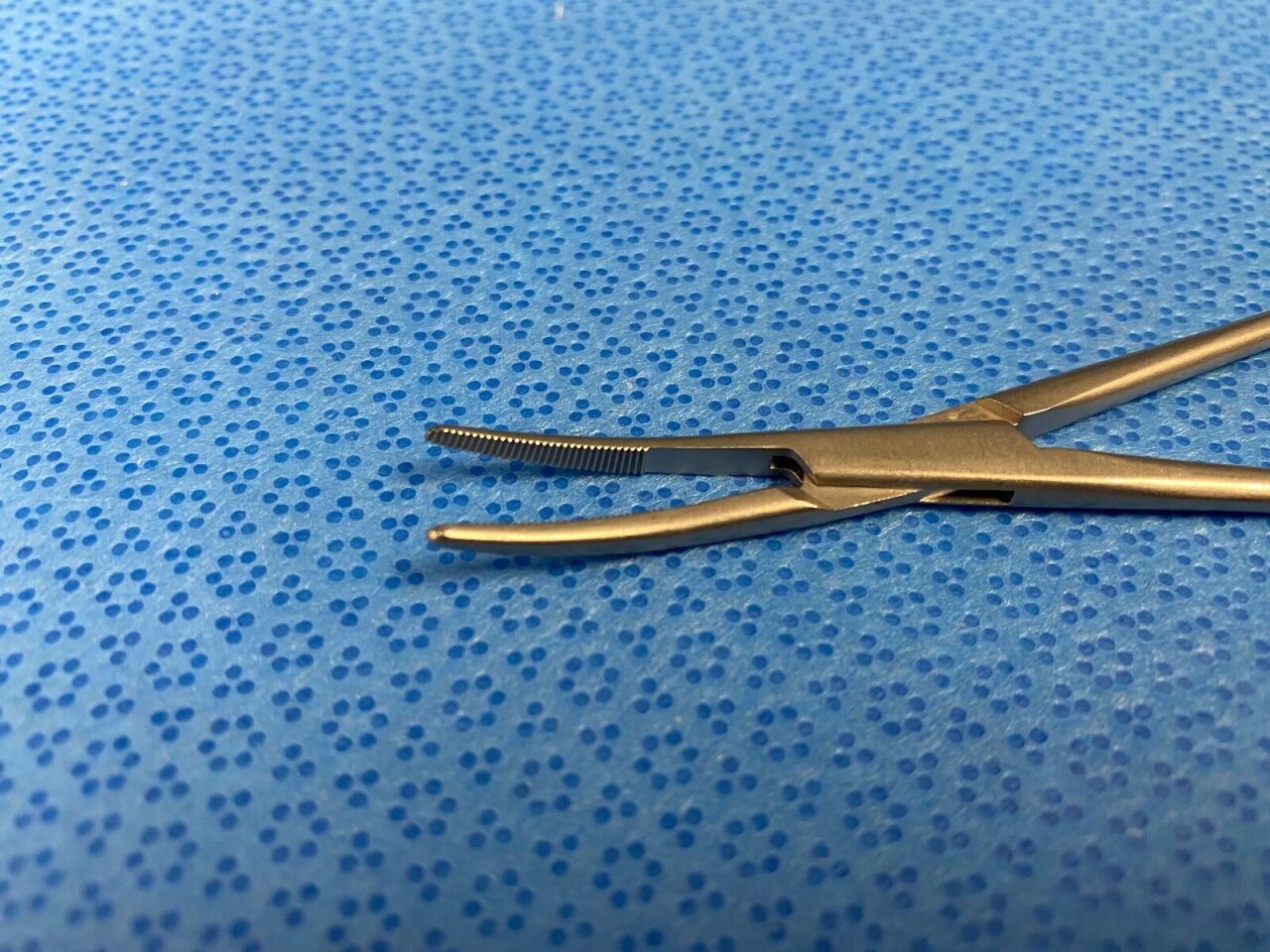 V. MUELLER SU-2712 Providence Hospital Artery Forceps — photo 4