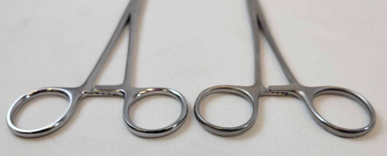 CODMAN  Set of 2 Rochester-Ochsner Forceps, Straight, 8" — photo 9