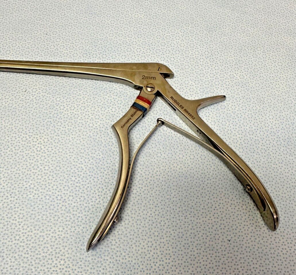 RUGGLES RN4952 Micro Kerrison Rongeur 2mm 40deg Up — photo 2