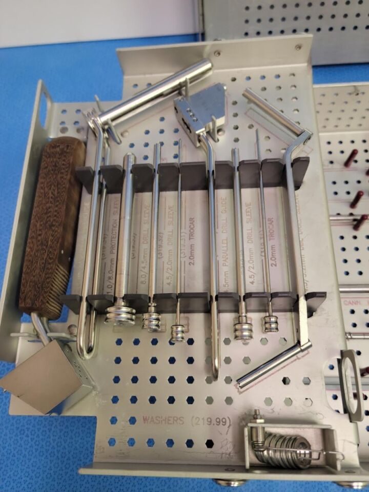 SYNTHES 7.0mm Cannulated Screw Set — photo 3