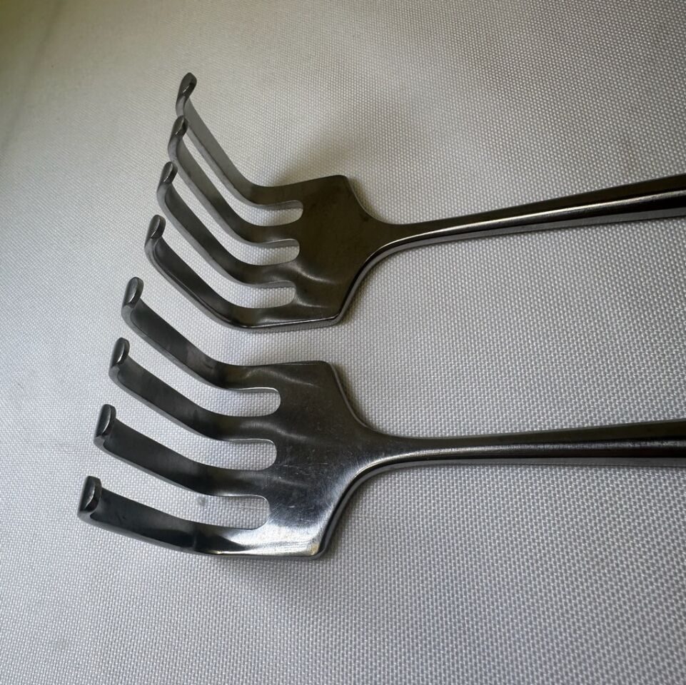 CODMAN 50-4246 Set Of 2 Israel Retractor, 4 Prong, Blunt — photo 5