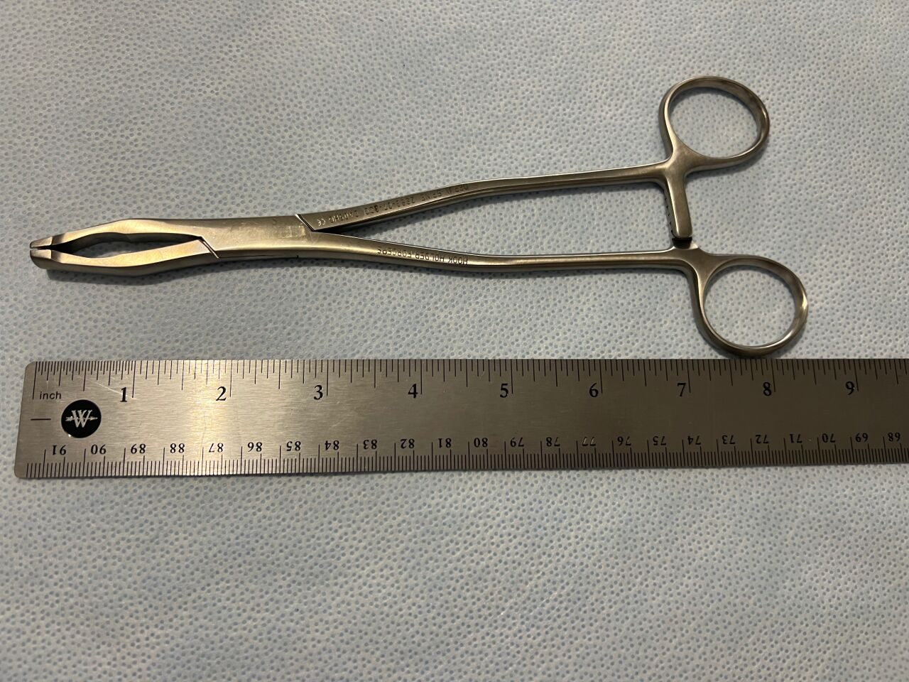 DEPUY 2883-07-300 Hook Holder Forceps — photo 3