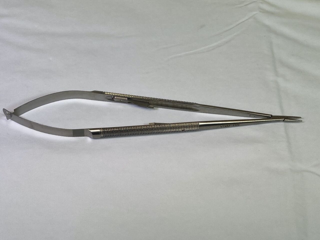 V. MUELLER CH8135-19 Delicate Touch Micro Needle Holder Extra Fine Dust Jaws — photo 11