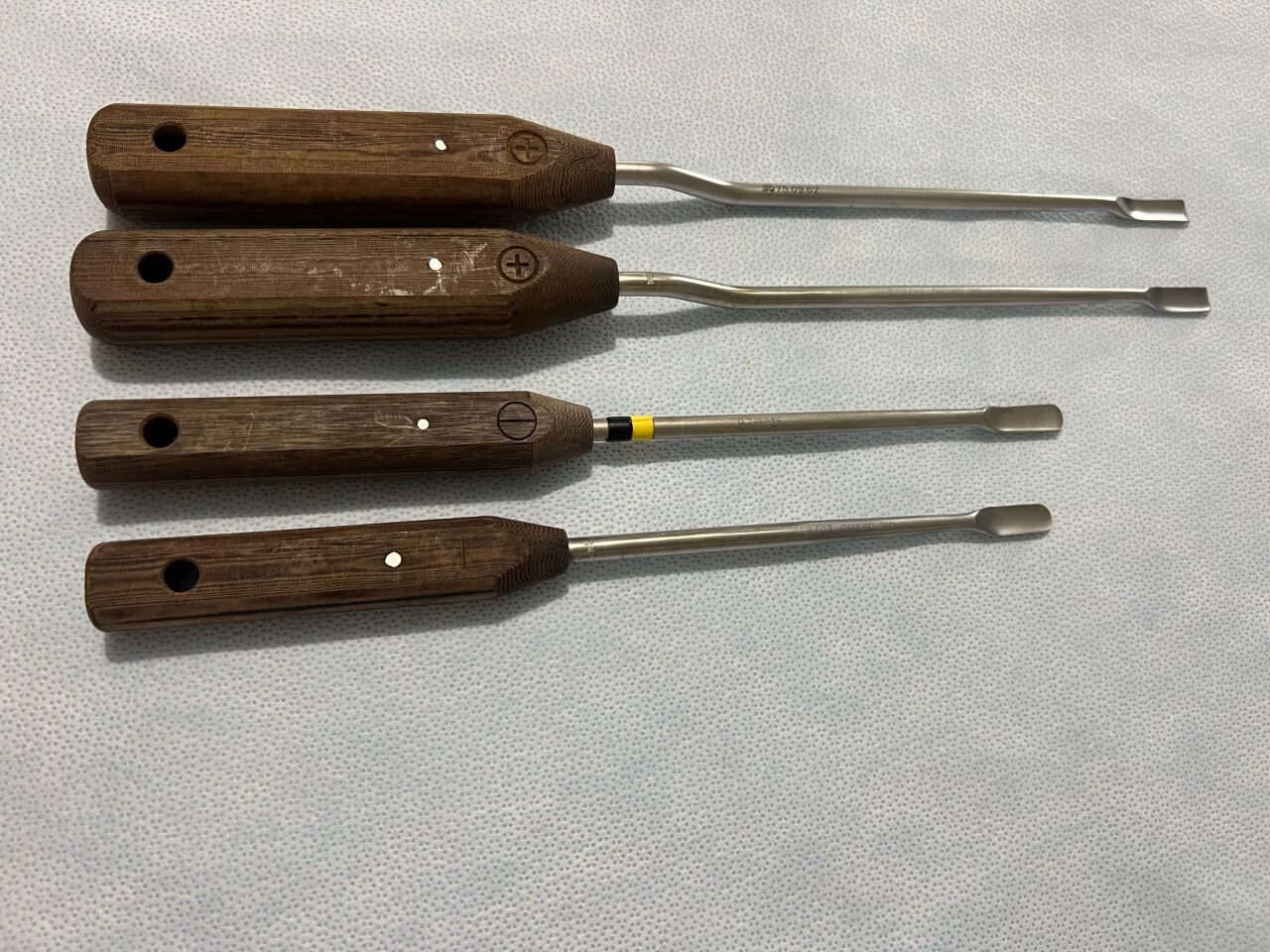 Set Of 4 Orthopedic Chisels — photo 1