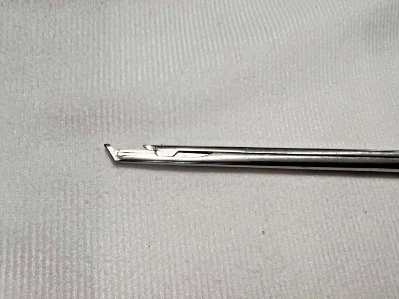 BOSS 70-2800N X 8" Length APEX Ejector Micro Kerrison Rongeur 1mm X 40deg Upbite — photo 2