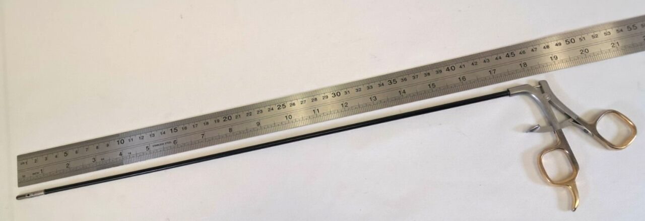 SNOWDEN-PENCER 9551 Laparoscopic 5mm Diamond Jaw Grasping Forceps — photo 4
