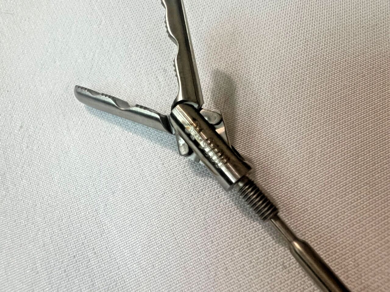 SKLAR 31-9100 5mm X 33cm Laparoscopic 5000 Maxi Fundus Grasping Forceps — photo 5