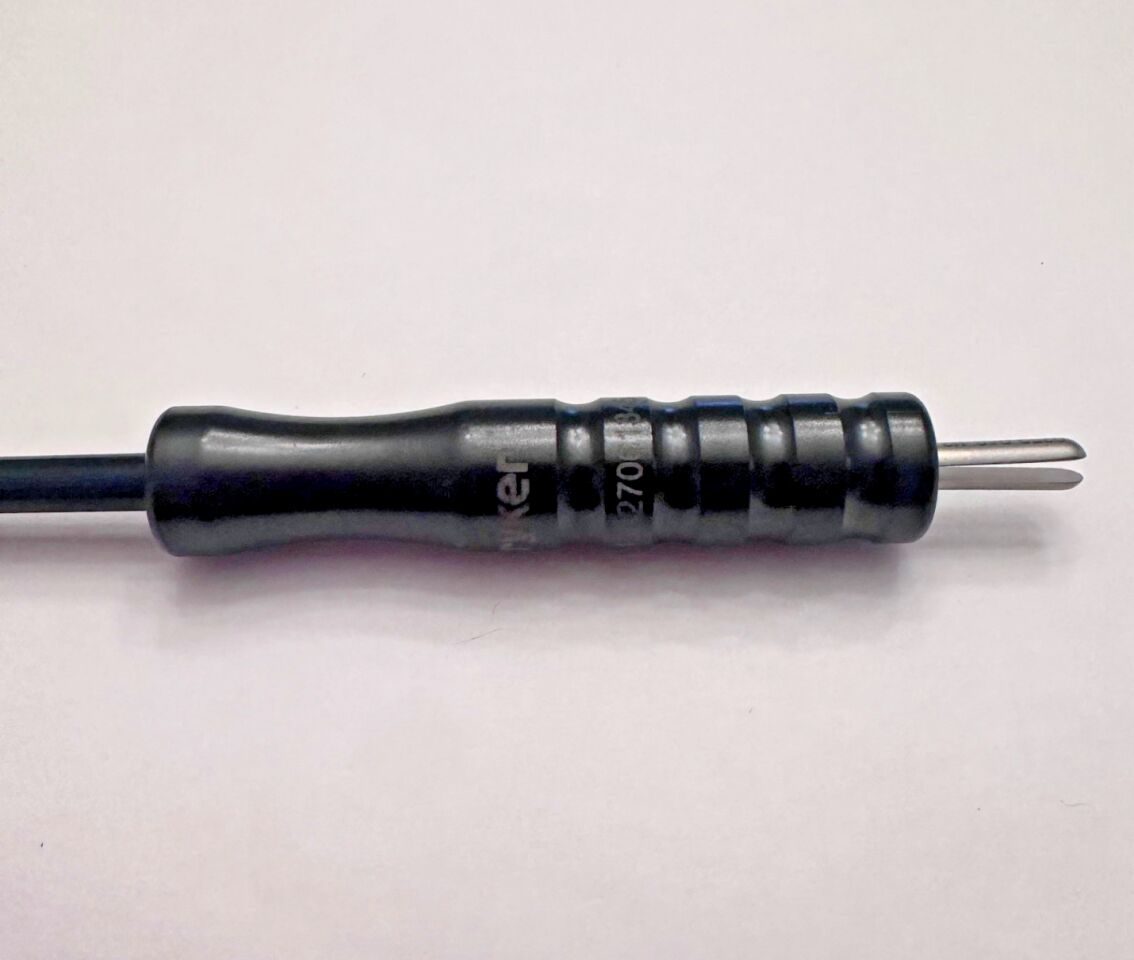 STRYKER 250-040-112 Strykeprobe Monopolar L Tip ESU Electrode 5mm x 33cm — photo 4