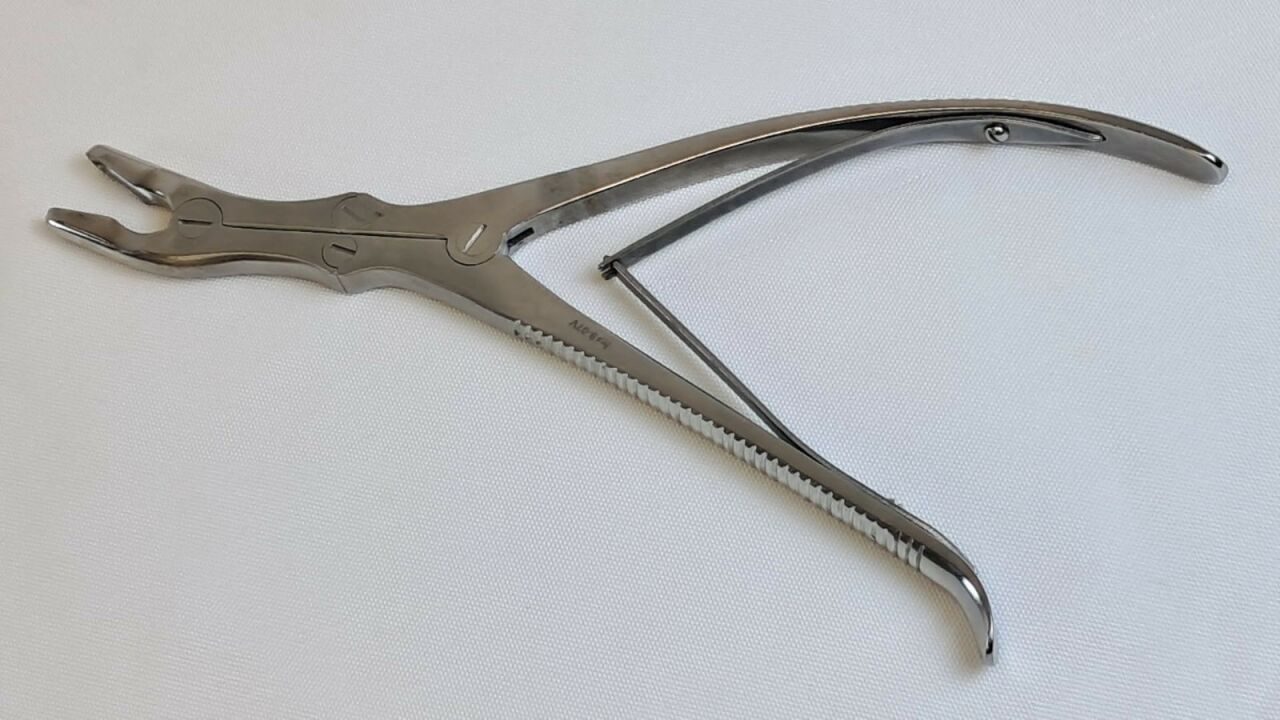 LEKSELLSTILLE D/A Curved 6mm Bone Cutting Rongeur — photo 1