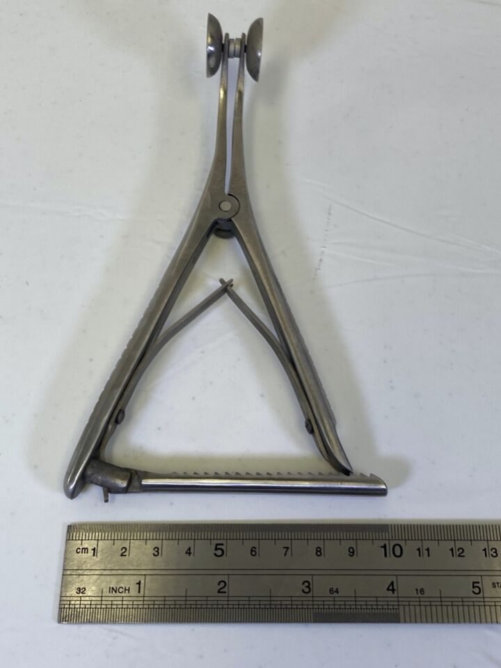Circular Smooth Pad 7" Long 2" Spread 20mm Femoral Tibial Spreader w Ratchet — photo 9
