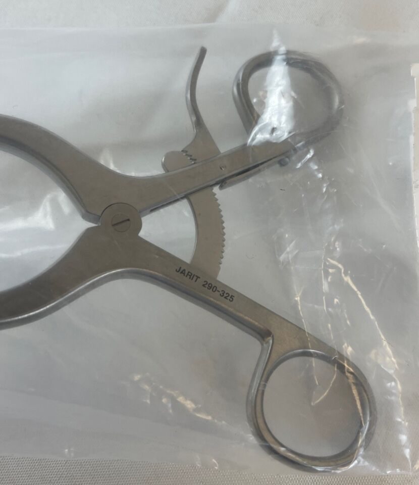 INTEGRA 290-325 Williams Discectomy Retractor Narrow Right 10mm x 70mm — photo 5