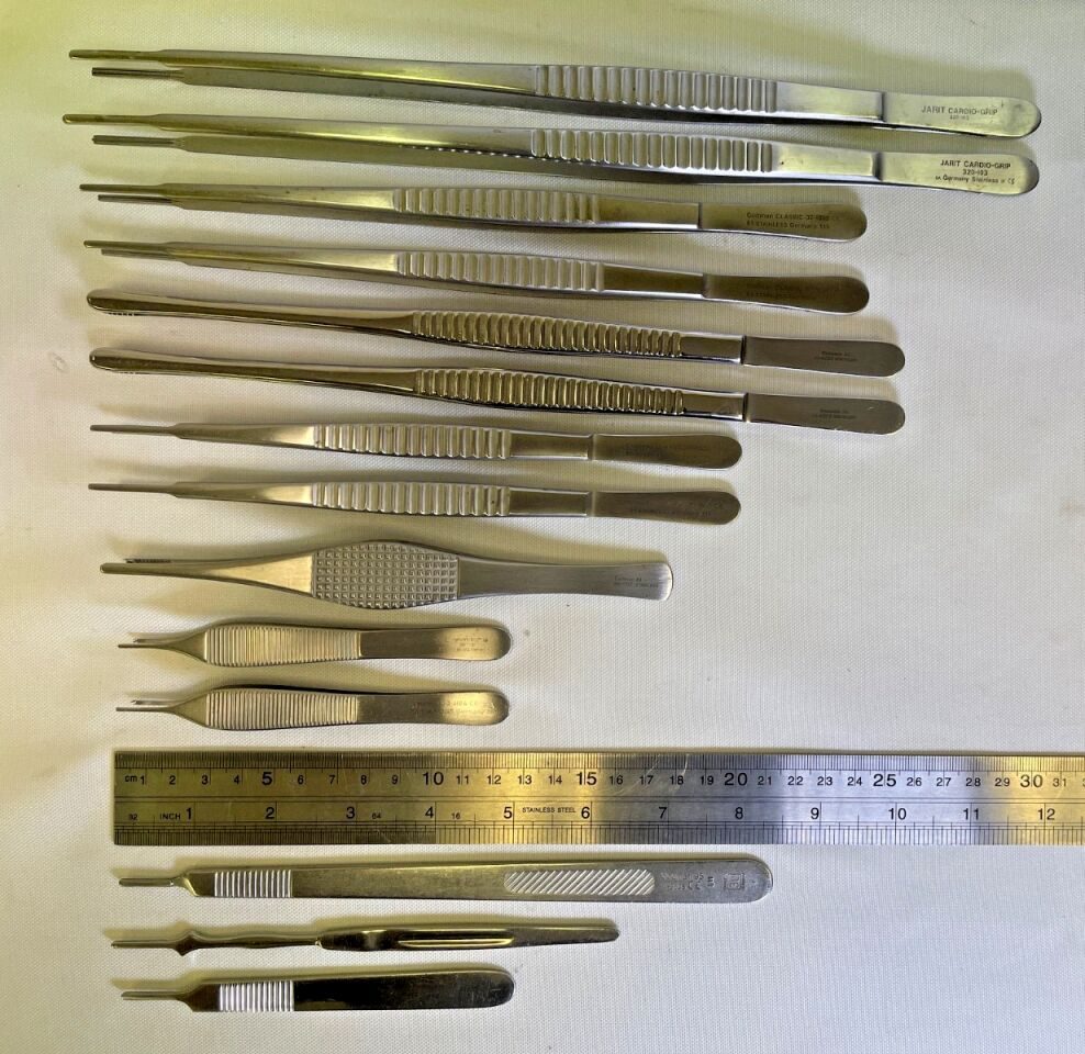 VARIOUS  97 Piece Codman Jarit Thoracotomy Instrument Set w/ Case — photo 3