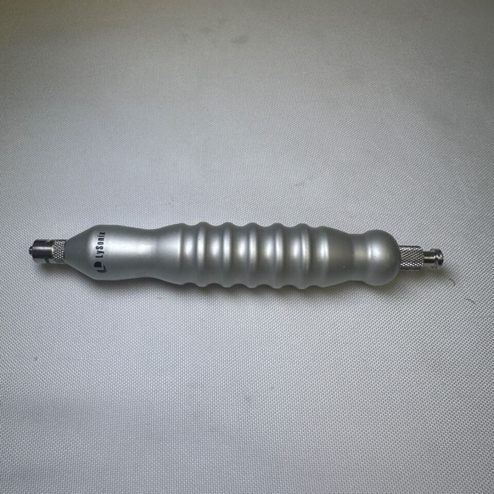 BYRON Laur Lock Handpiece w/3 Cannulas Wrench & Tray Liposuction Unit — photo 8