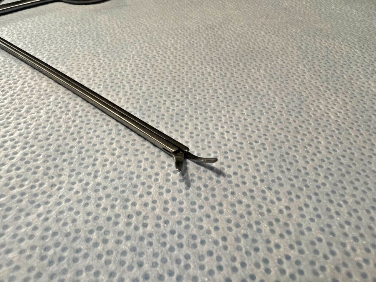 MICROFRANCE INTEGRA MCOS35 Selesnick Micro Scissor Forceps Curved Left 7mm ENT — photo 2