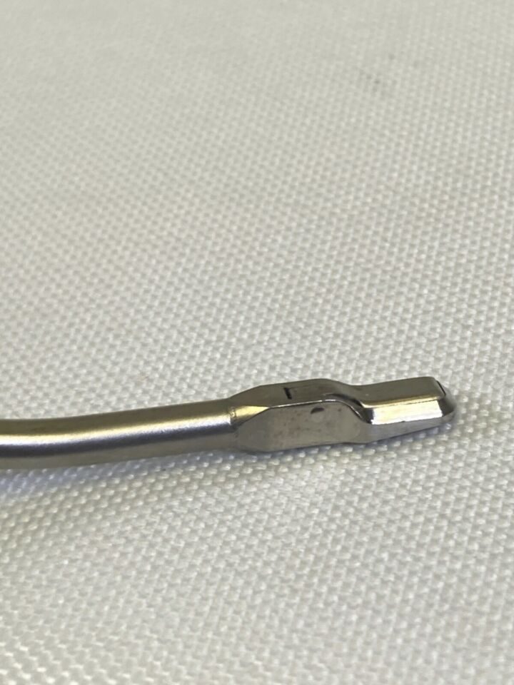 SHUTT-LINVATEC 31.16334 Aggressor Forceps 15deg Up 3.4mm x 130mm Arthroscopy Punch — photo 7