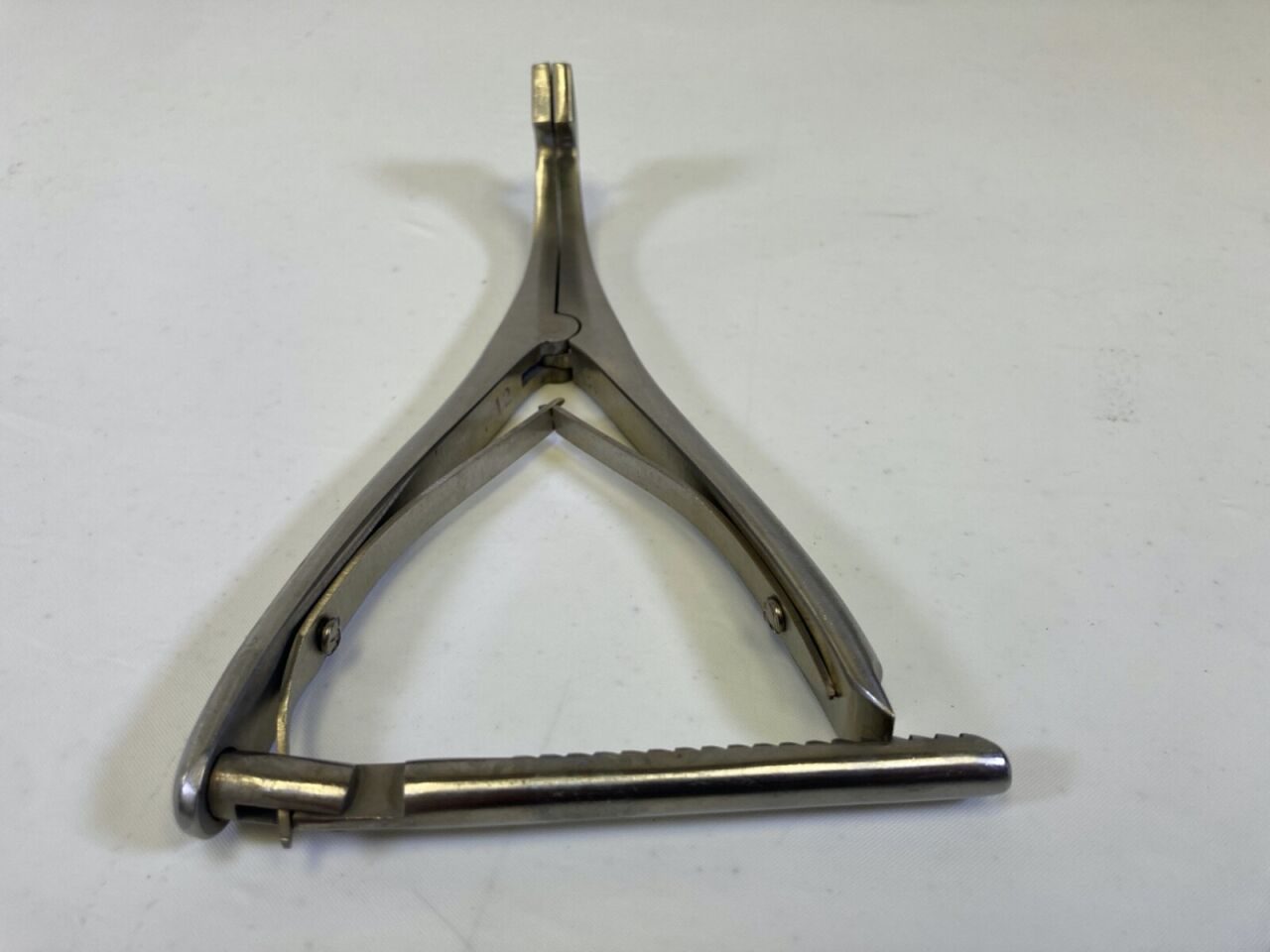 LOMBARDI 22mm x 12mm 7" w/ Ratchet Femoral Tibial Spreader Grooved Pads — photo 6