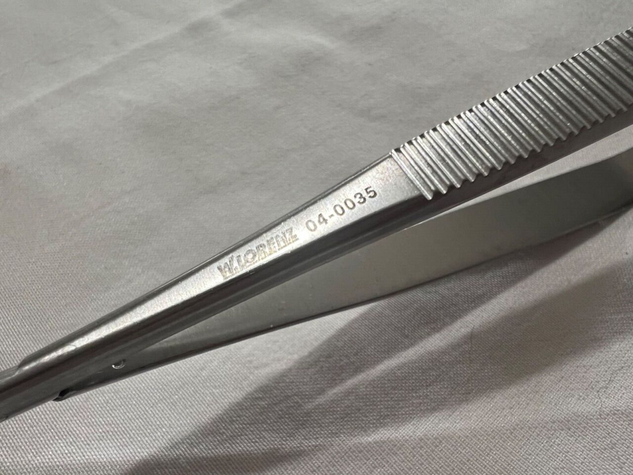 W. LORENZ 04-0035 Castroviejo Micro Needle Holder 5-1/2" Length — photo 3