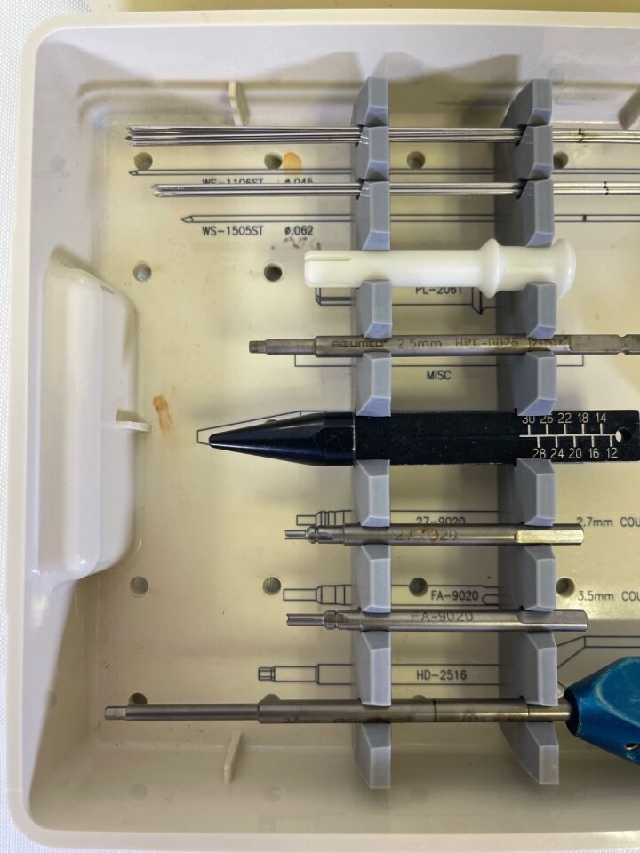 ACUMED FA-9040 2.7mm & 3.5mm Extremity System w/ Case Cannulated Extremity System w/ Case — photo 2