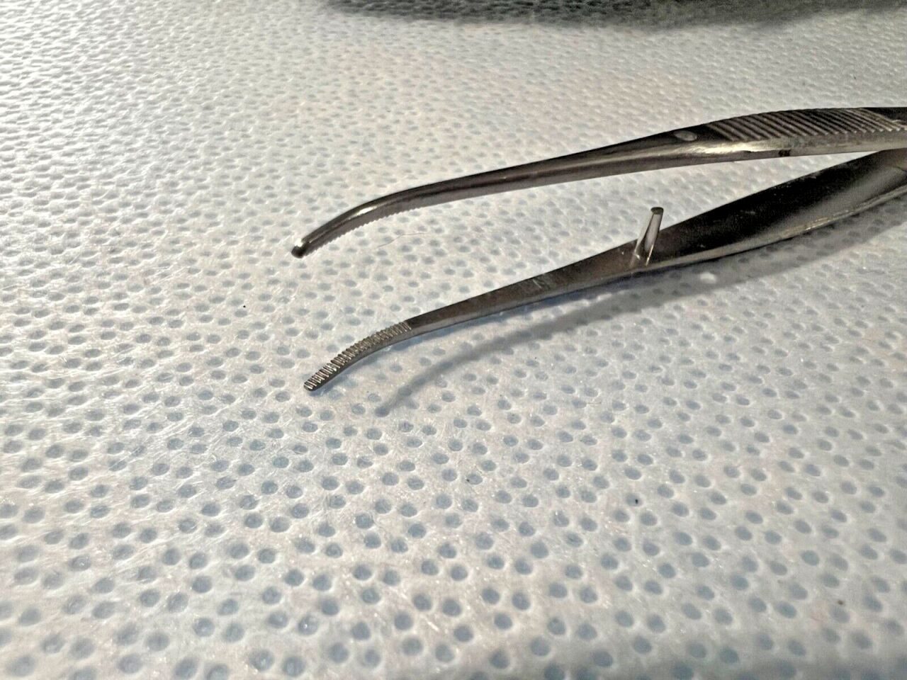 MILTEX 18-782 Ophthalmic Surgical Eye Dressing Forceps 8mm Serrated Jaws X 4" L — photo 2