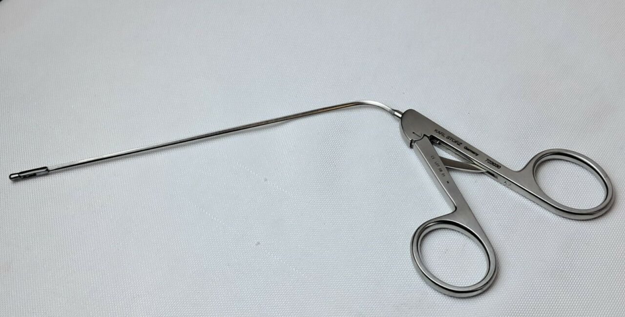 KARL STORZ 723030 3mm x 4mm Oval Cup Jaws 15cm WL Biopsy/Grasping Forcep ENT — photo 2