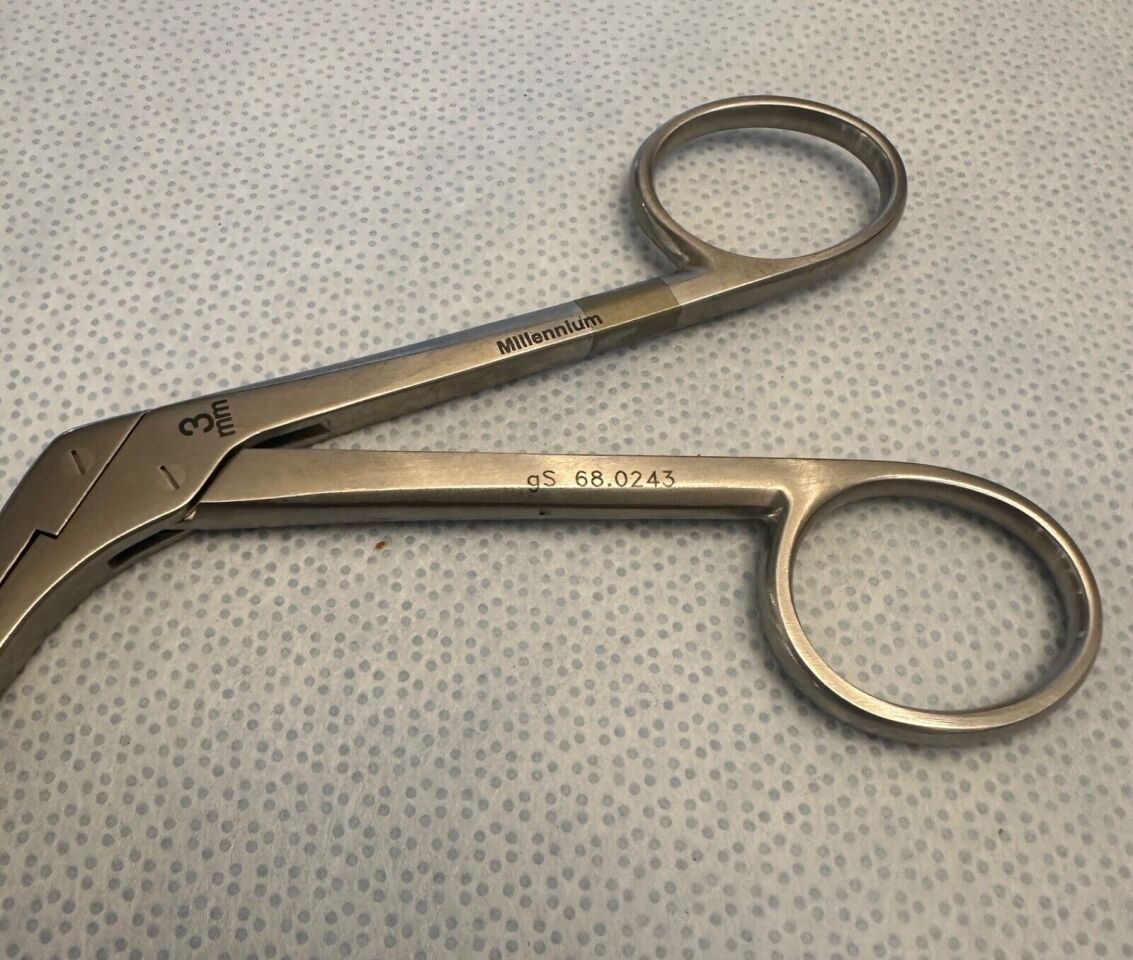 MILLENNIUM 68.0243 Caspar IVD Rongeur 7" Up Fenestrated 3x12mm — photo 3