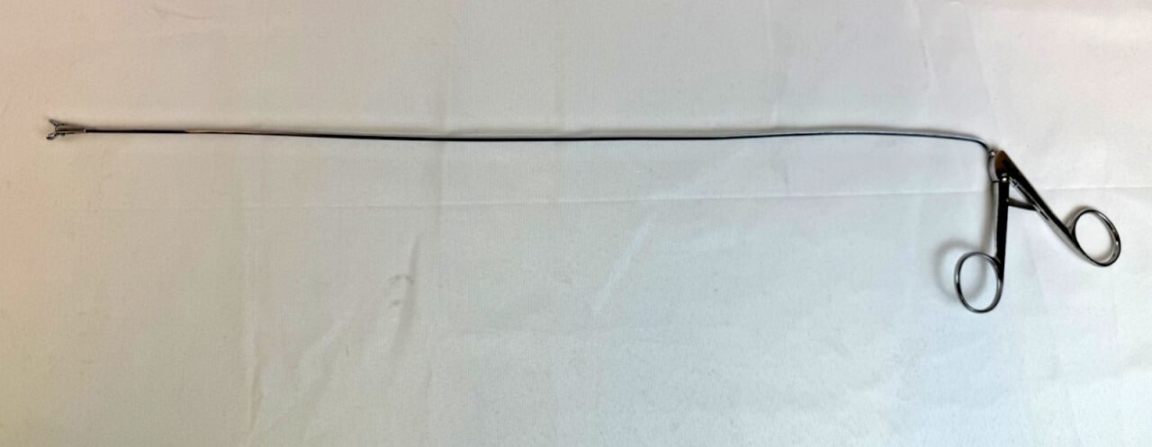 KARL STORZ 10370L D/A Spoon Shaped Forceps 5.5mm Jaw 2.5mm Shaft 50cm