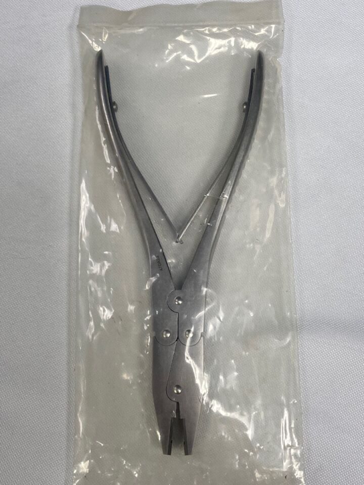 SYNTHES 329.18 Maxillofacial Mandible Pliers — photo 5