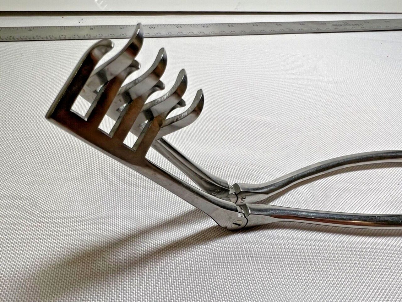 BECKMAN 50-1165 Thyroid Retractor Hinged Sharp 4 X 4 Teeth — photo 4