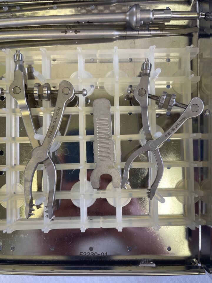 BRAINLAB VectorVision 12 Piece  Spine Instrument Set — photo 3