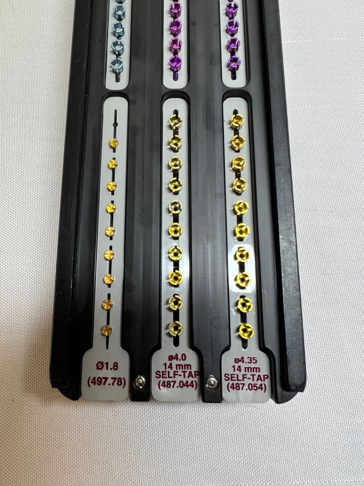 SYNTHES 304.878L Cervical Spine Locking Plate Screw Set — photo 3
