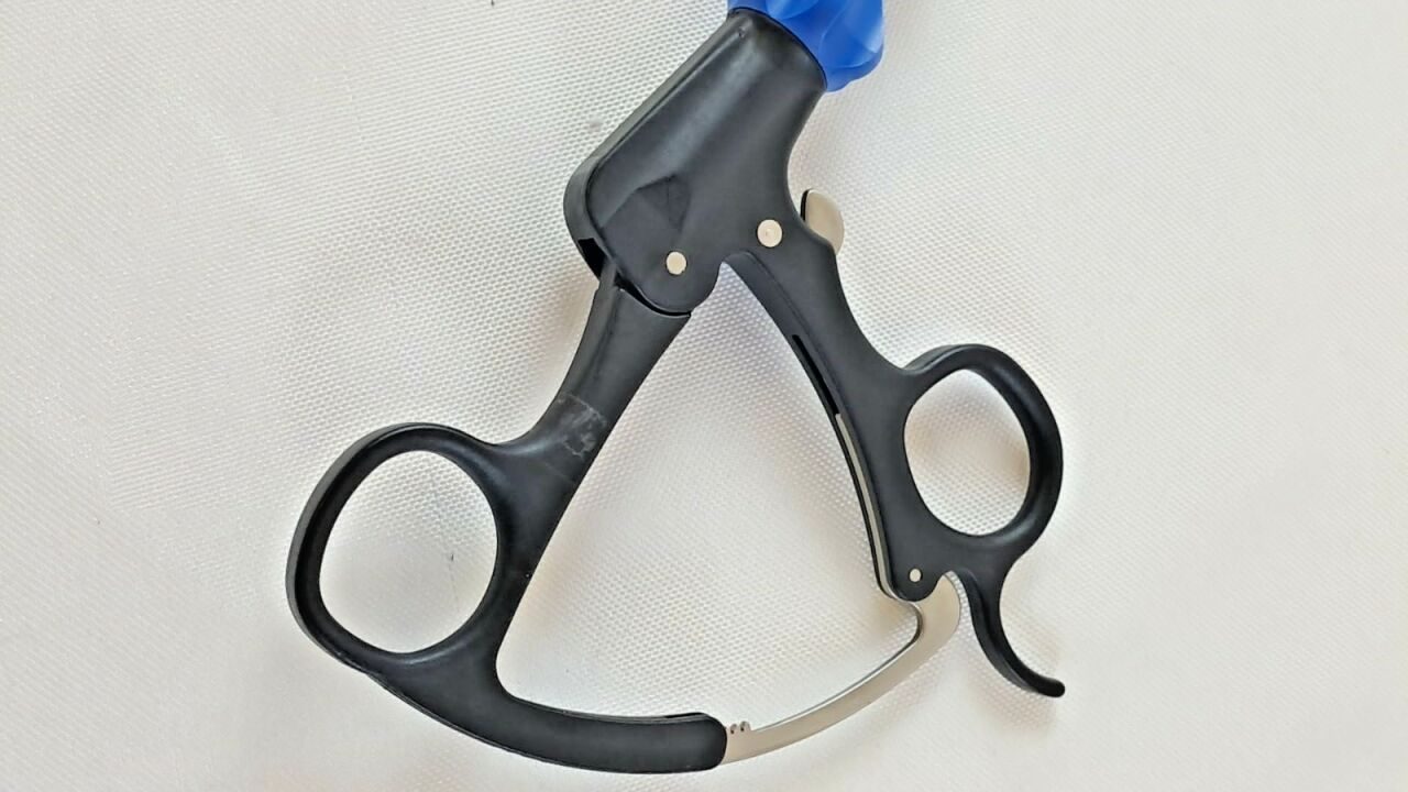 R. WOLF 8393.3267 5mm x 35cm Rotating Monopolar Laparoscopic Dabakey Grasper — photo 4