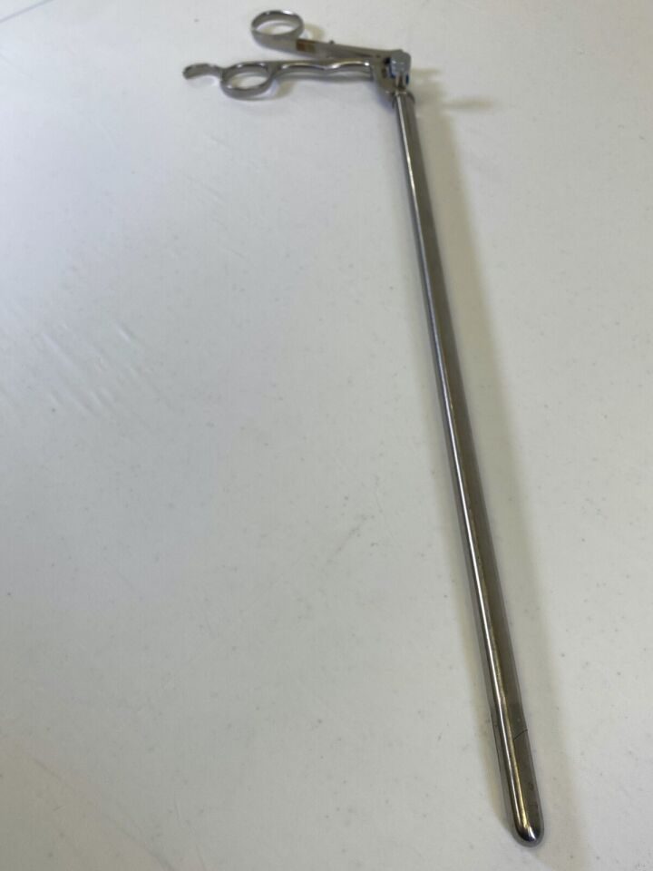 R. WOLF 8385.12 Laparoscopic Spoon Grasping Forceps 10mm x 35cm — photo 9