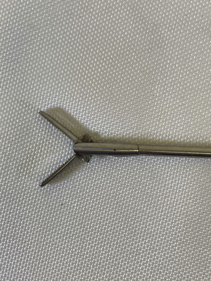 W. LORENZ 34-4390 5mm x 46cm Fenestrated Double Action Grasper ENT Laryngeal — photo 5