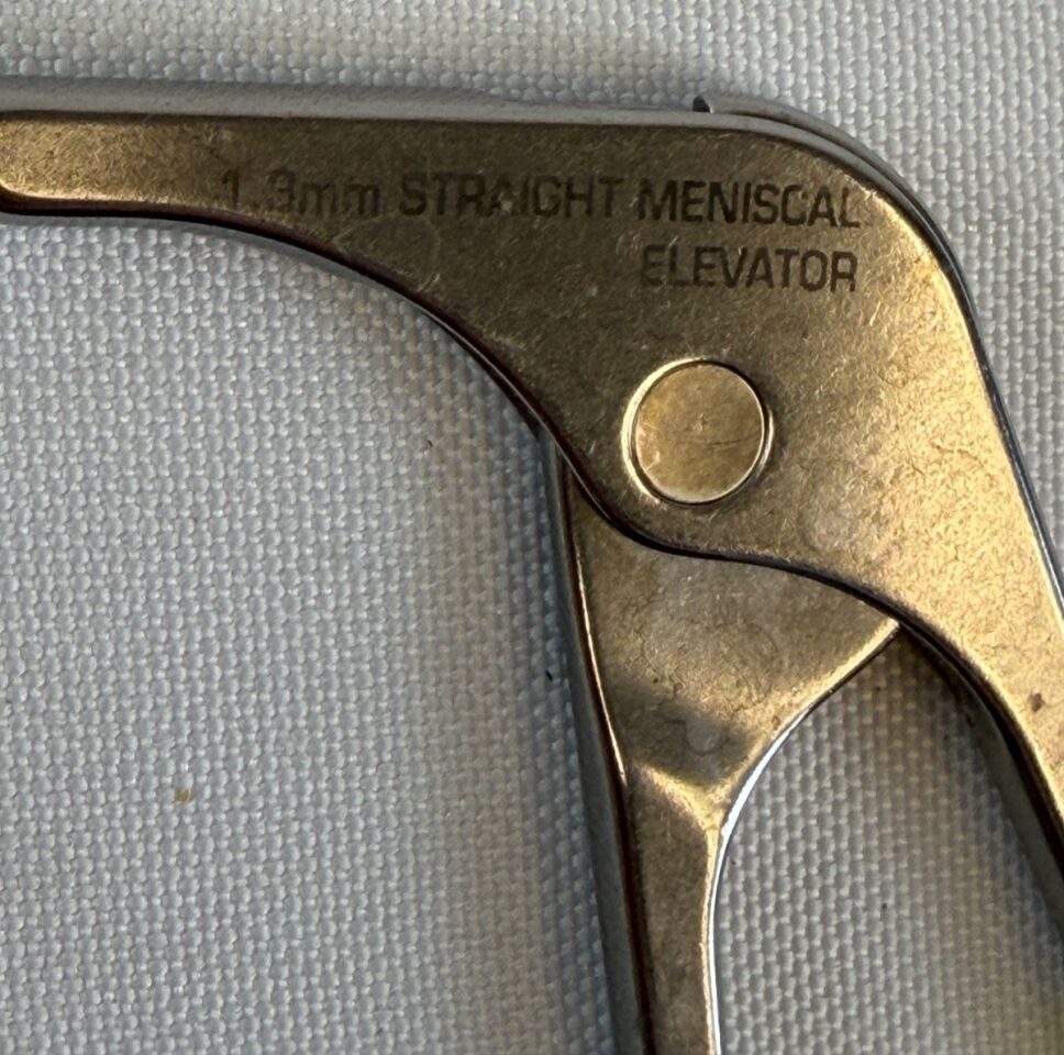 ACUFEX 12060 Arthroscopy Basket Punch Meniscal Elevator 1.3mm Straight — photo 3
