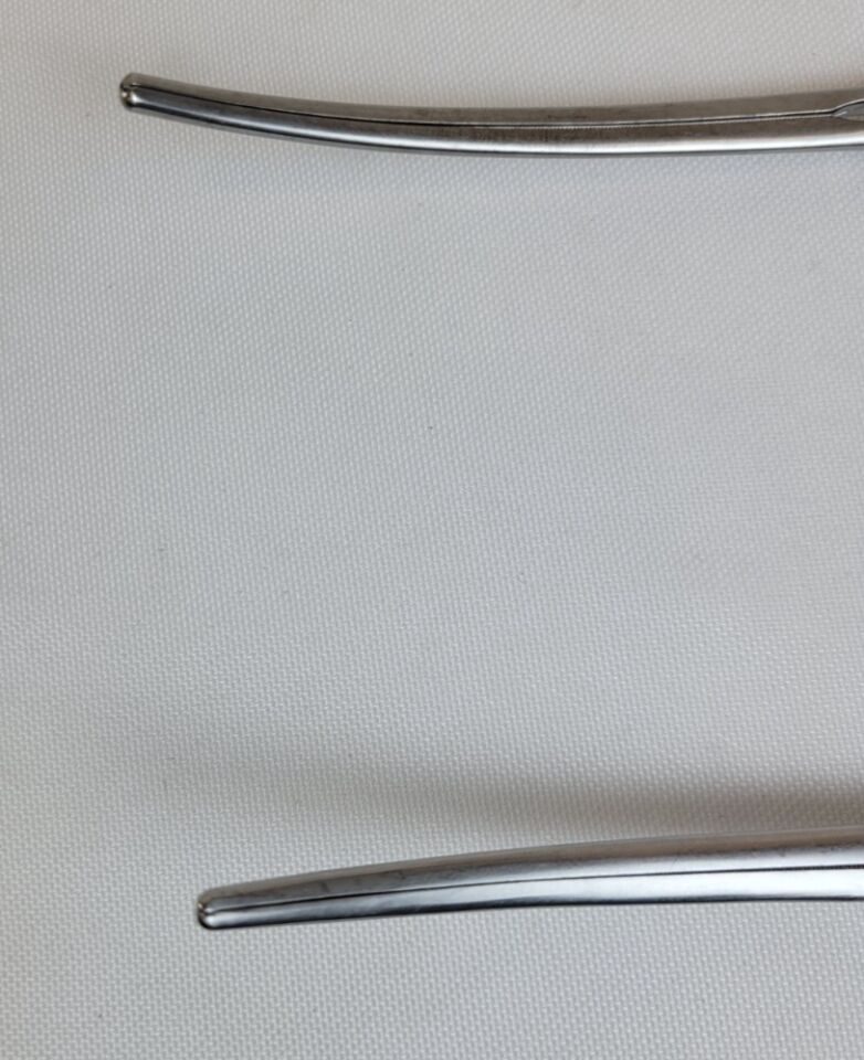 V. MUELLER CH-7245 DeBakey Aortic Aneurysm Clamp Curved — photo 2