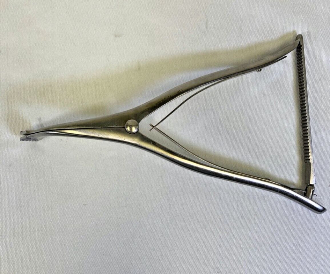 KOROS Custom 11" Surgical Lamina Spreader w/ Teeth Ratchet