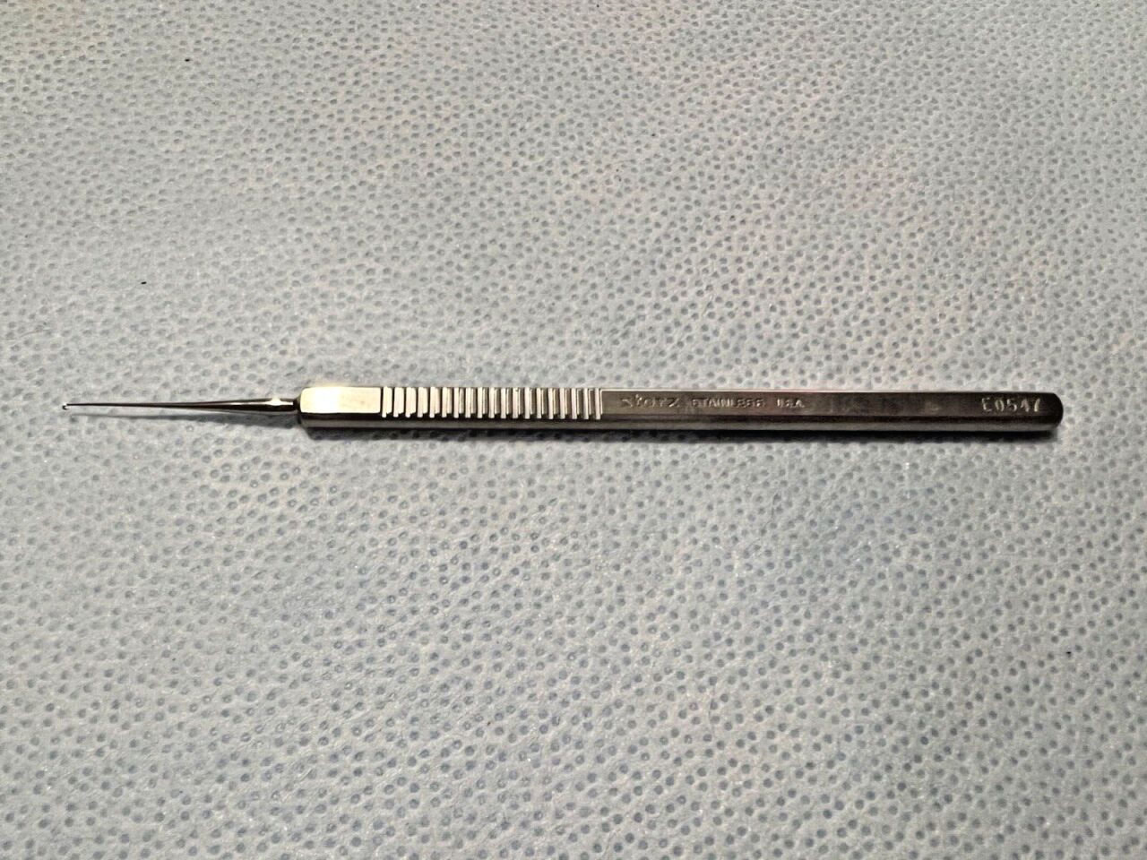 KARL STORZ E0547 Ophthalmic Maumenee Blunt Iris Hook 1.5mm X 4.8" Length