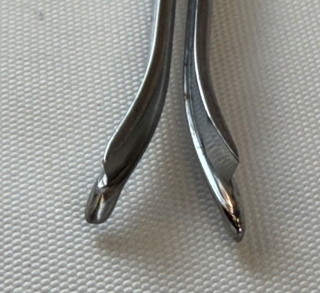 KARL STORZ N-4376 N-4377 Pair of Silver 4mm Osteotomes Curved R&L w/ Guard L:7.2" — photo 6