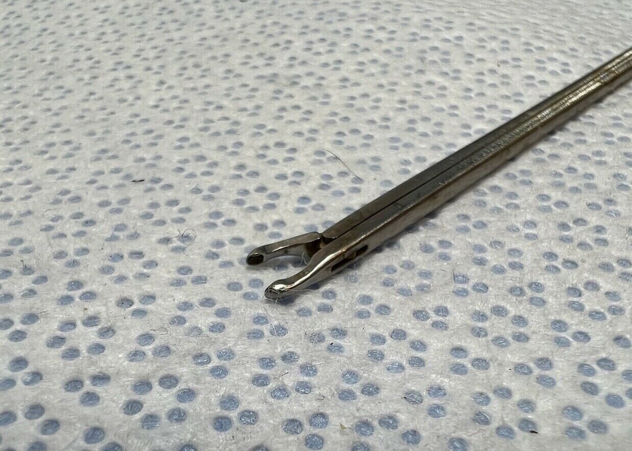 V. MUELLER L-0800 1mm X 5" Micro Cup Forceps — photo 3