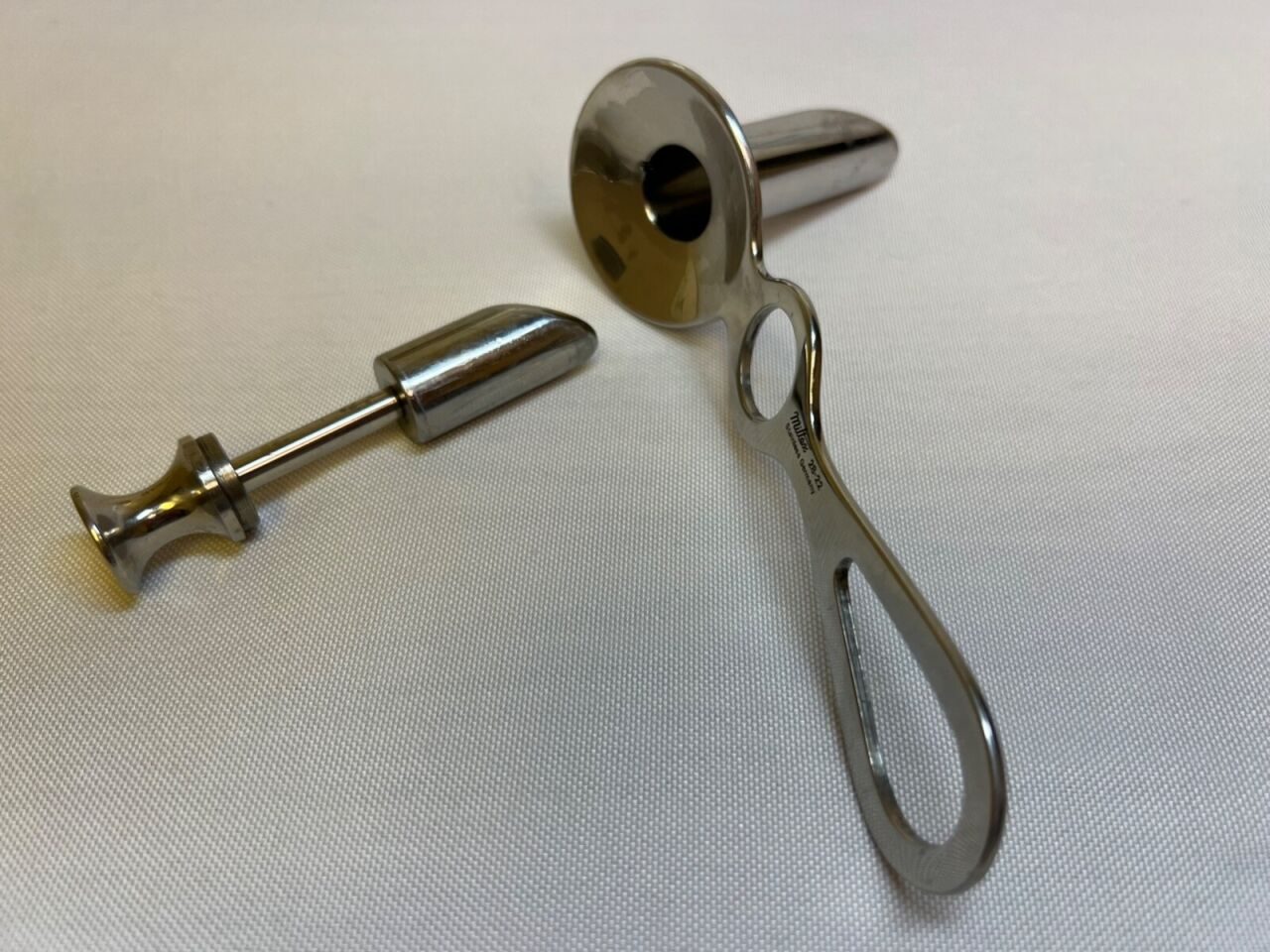 MILTEX 28-22 2-3/4 Long X 3/4" Inside Dia. Hirschman Medium Sized Anoscope — photo 4