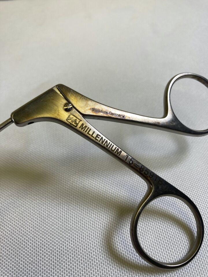 MILLENNIUM SURGICAL 15-8591B Micro Laryngeal Kleinsasser Cup Forcep Up 2mm x 23cm — photo 3