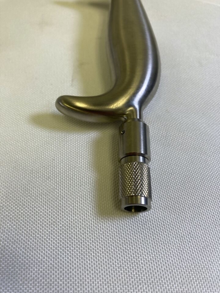 LUXTEC 00-1459 Tebbetts Lighted Breast Retractor w/ Teeth 1.25" x 4" Blade — photo 3