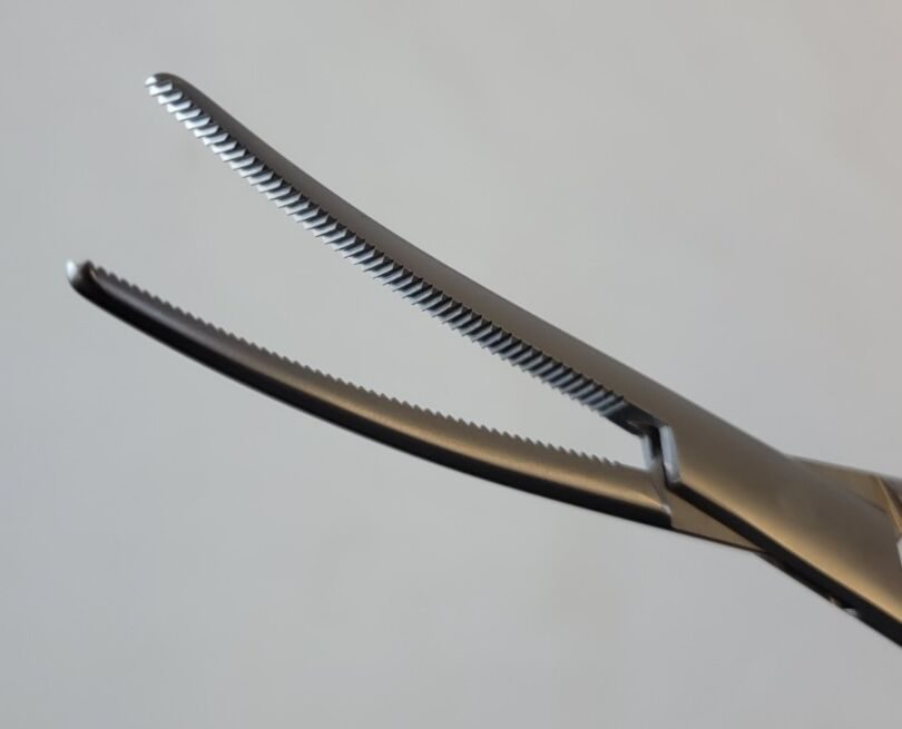 SYMMETRY SURGICAL 32-4071 Rochester-Pean Forceps, Curved, 6-1/4" — photo 7