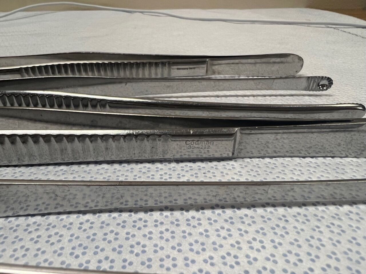 CODMAN 30-4222 Russian Tissue Forceps 10" - Lot of 4 — photo 4