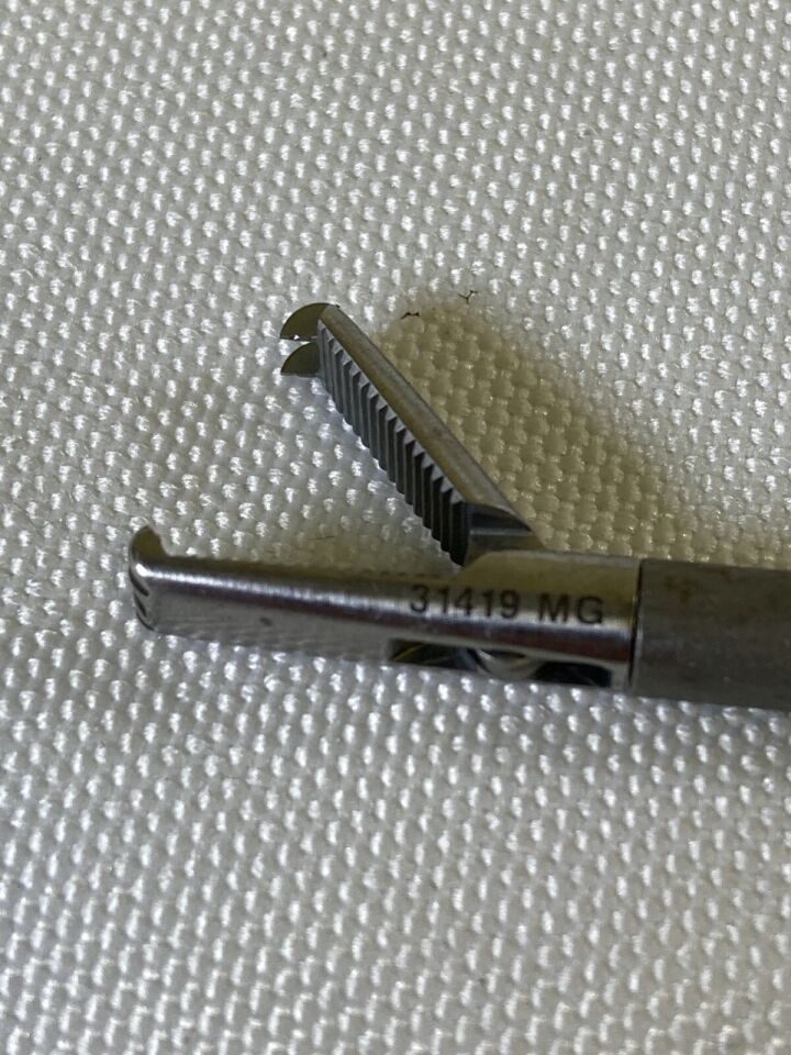 KARL STORZ 30526 31512 31419MG 5mm x 43cm Rotating Laparoscopic 2x3 Claw Grasper — photo 4