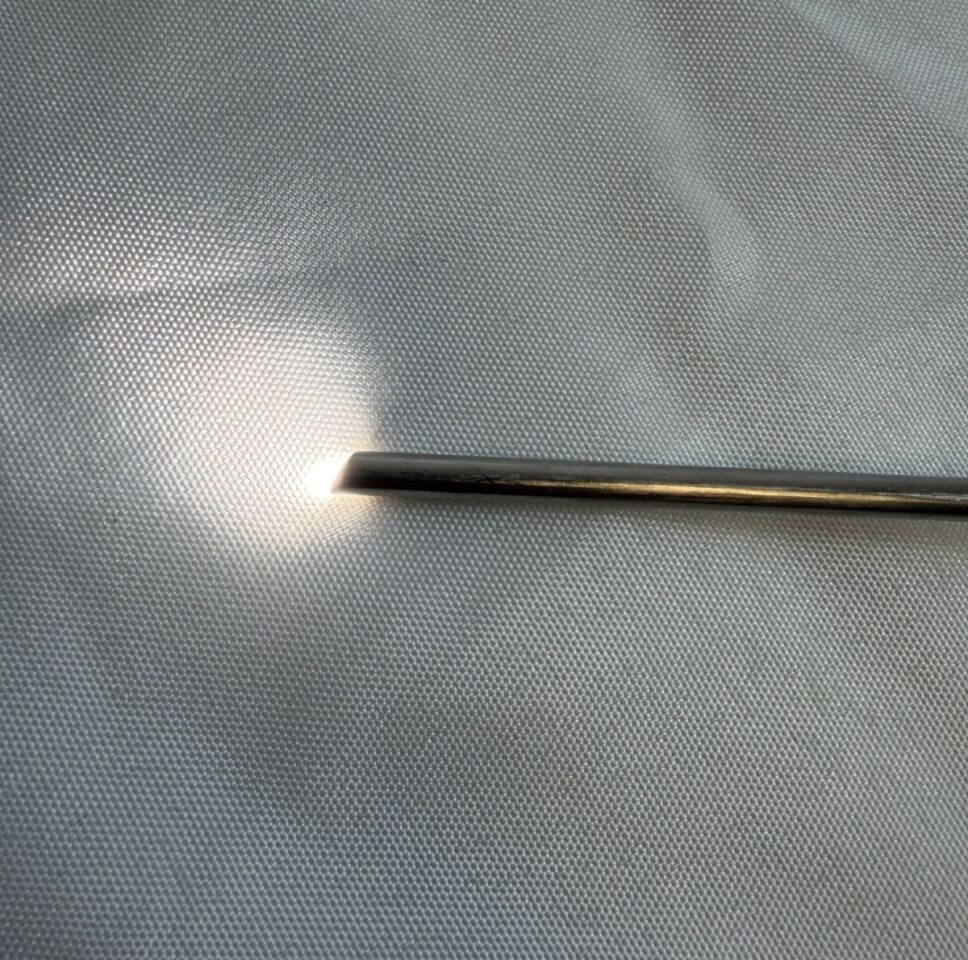 SMITH & NEPHEW 72202961 4mm x 30deg x 160mm HD C-Mount Arthroscope — photo 3