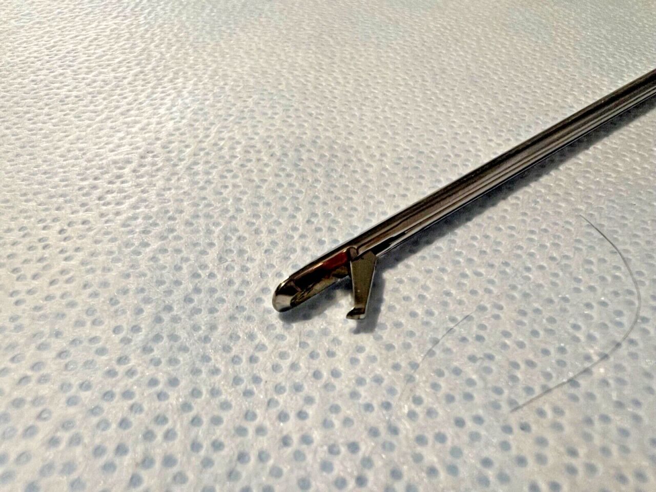 ACUFEX 12029 Arthroscopic 1mm Straight Basket Punch Forcep — photo 3