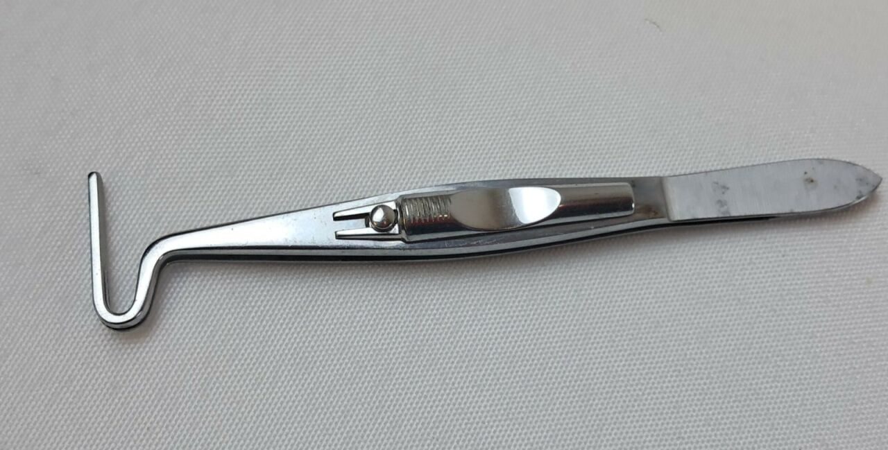KARL STORZ E2500 Berke Ptosis Forceps 3-7/8" w/ Slide Lock — photo 4