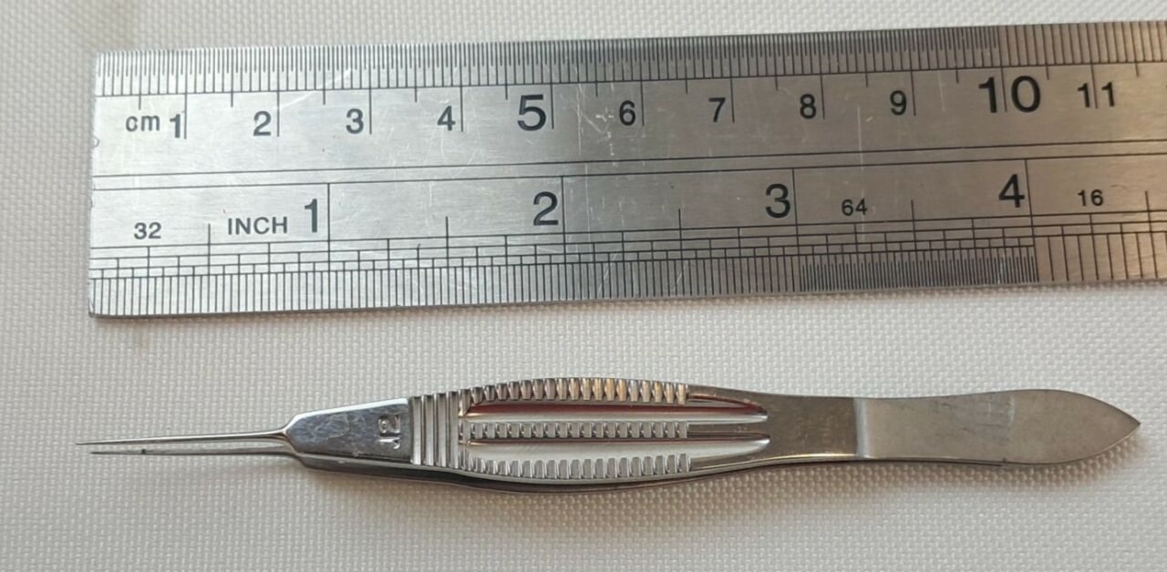 KARL STORZ E1796 Castroviejo Suturing Forceps 0.12mm 4.2" — photo 4